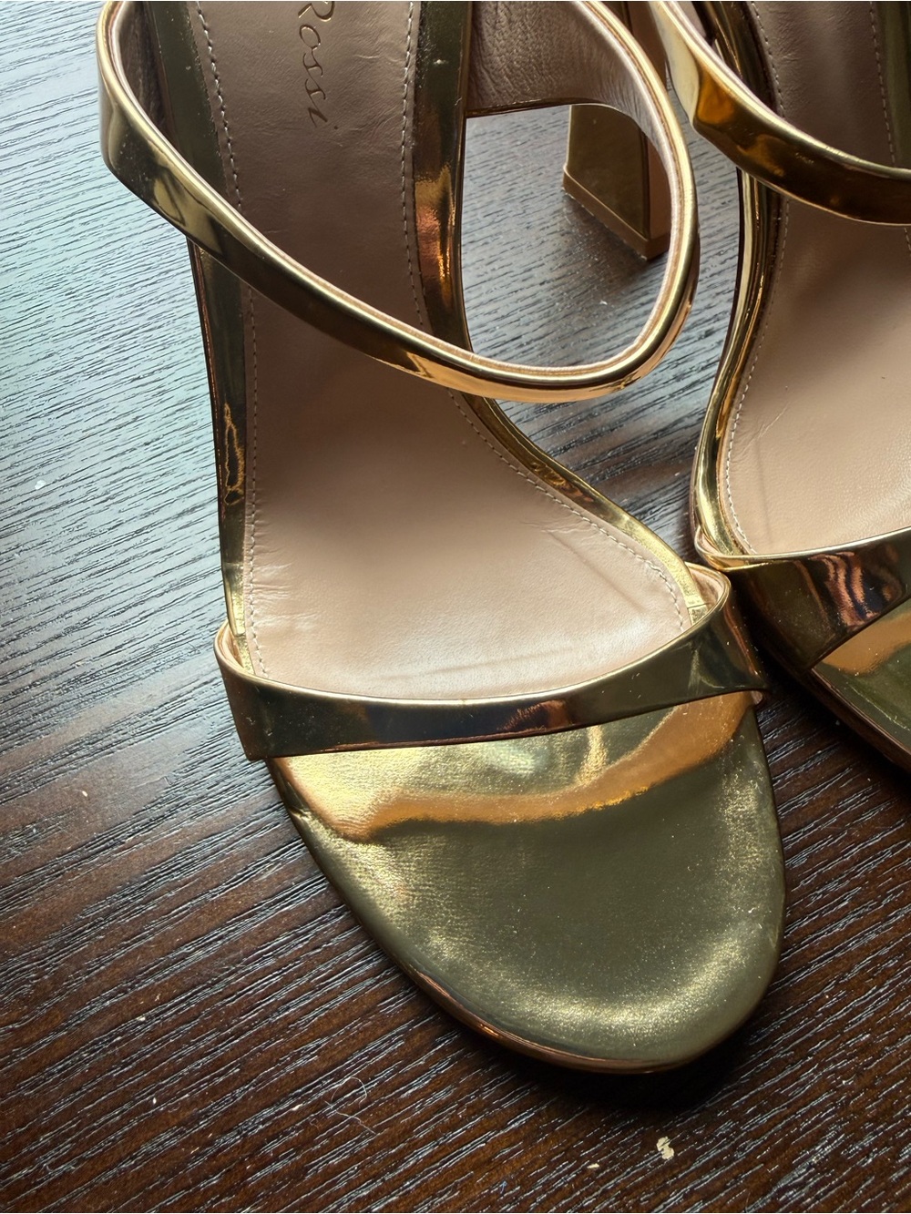 Gianvito Rossi Aura sandal in gold metallic size 38 - Picture 2 of 13